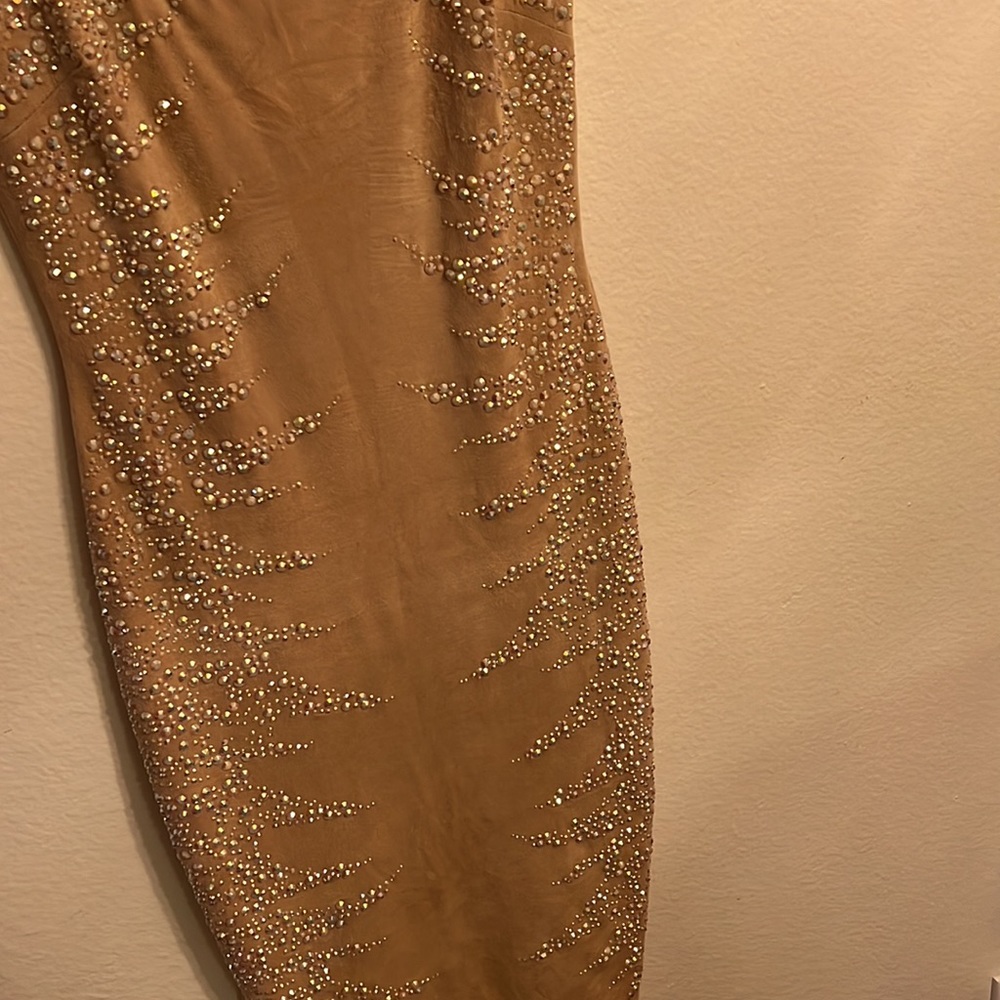 Dress - Picture 6 of 6